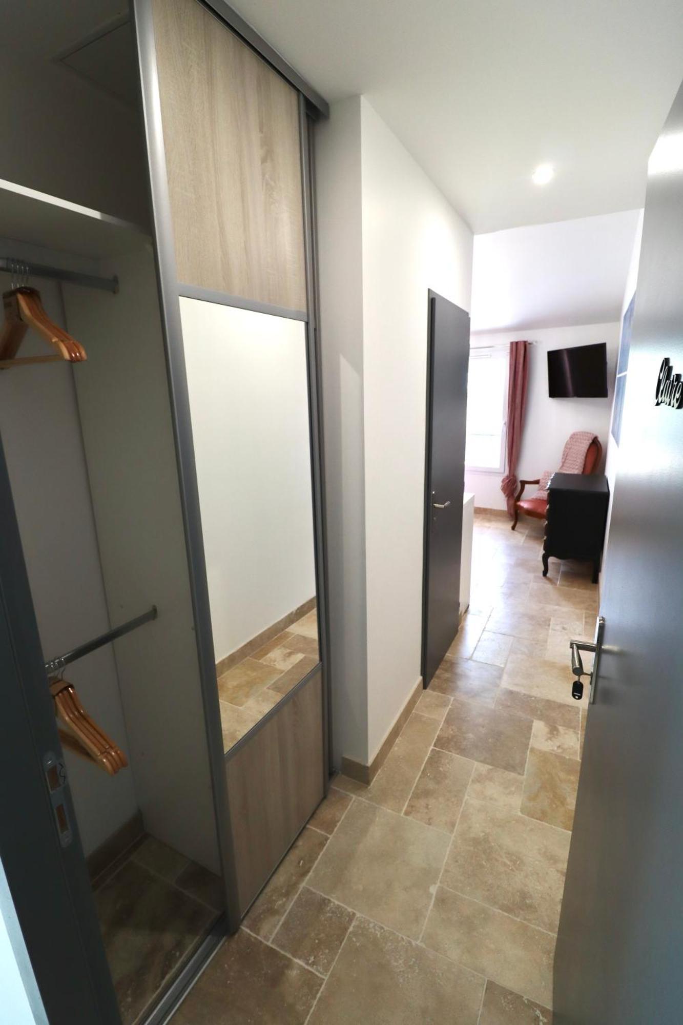 Saint-Just  Chambres D'Hotes Avec Jacuzzi Et Piscine Au Mas De Cadoule חדר תמונה